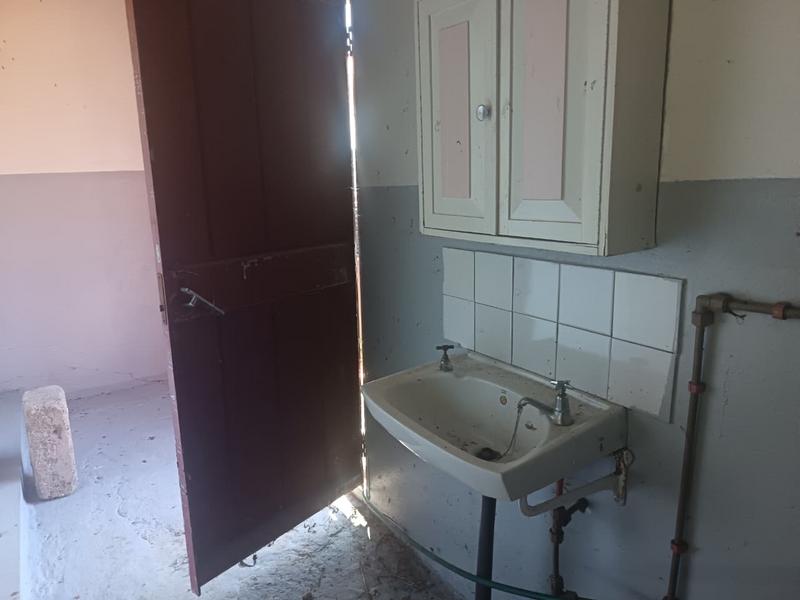 0 Bedroom Property for Sale in Ladismith Western Cape